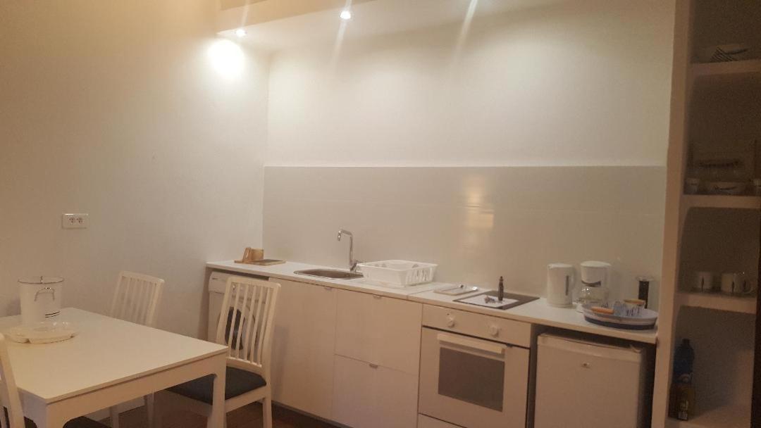 Au Coeur Du Panier Avec Terrasse 2 A 4 Personnes Climatisation Appartement Marseilles Buitenkant foto