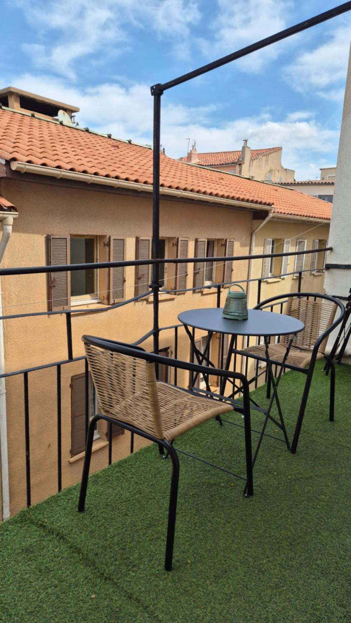 Au Coeur Du Panier Avec Terrasse 2 A 4 Personnes Climatisation Appartement Marseilles Buitenkant foto